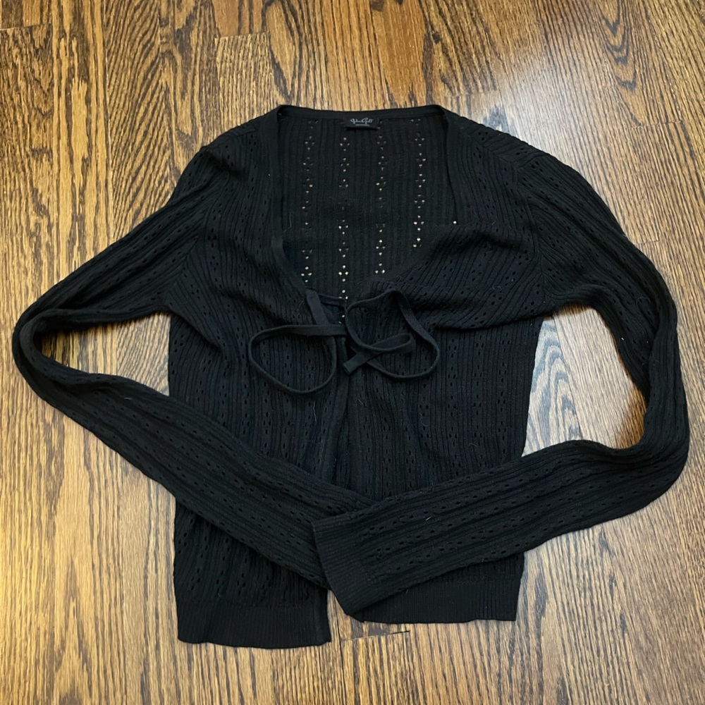 Brandy Melville sweater- open front with tie